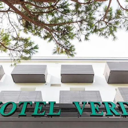 Verdi Hotel 3*